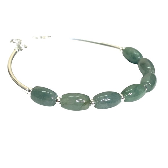 Green Jade and Sterling Silver Beaded Bracelet! - Picture 3 of 6